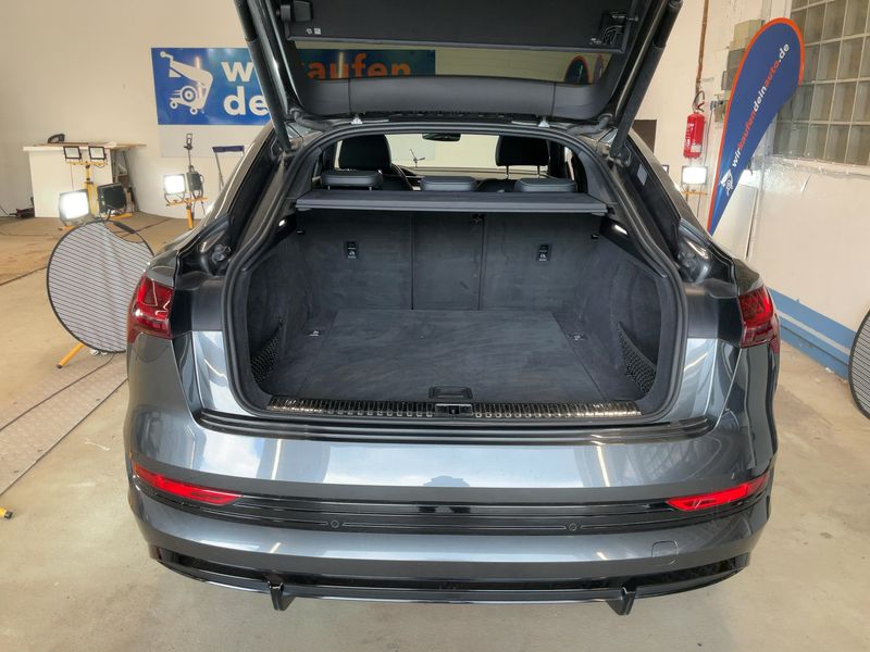 Audi e-tron Sportback 50 quattro S line — zdjęcie 10