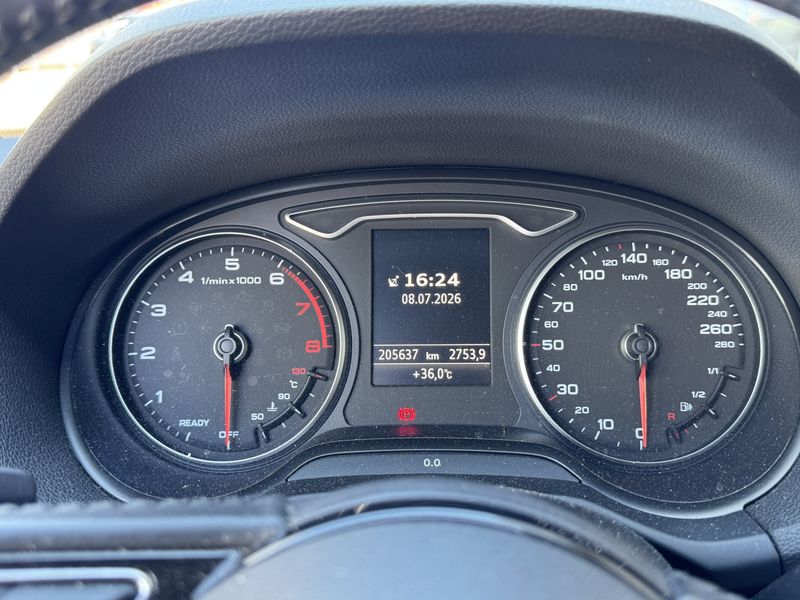Audi Q2 1.4 TFSI ACT Sport — zdjęcie 12