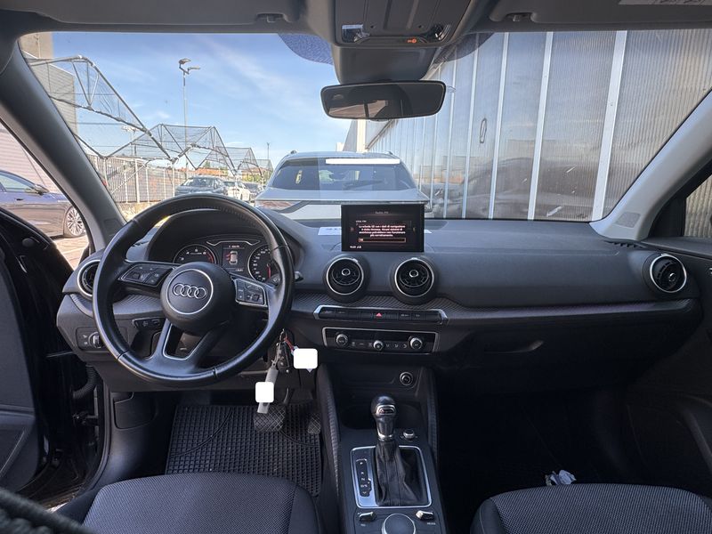 Audi Q2 1.4 TFSI ACT Sport — zdjęcie 11