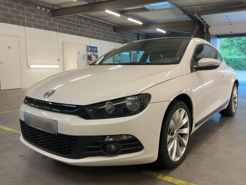 Volkswagen Scirocco 2.0 TDI — zdjęcie 2