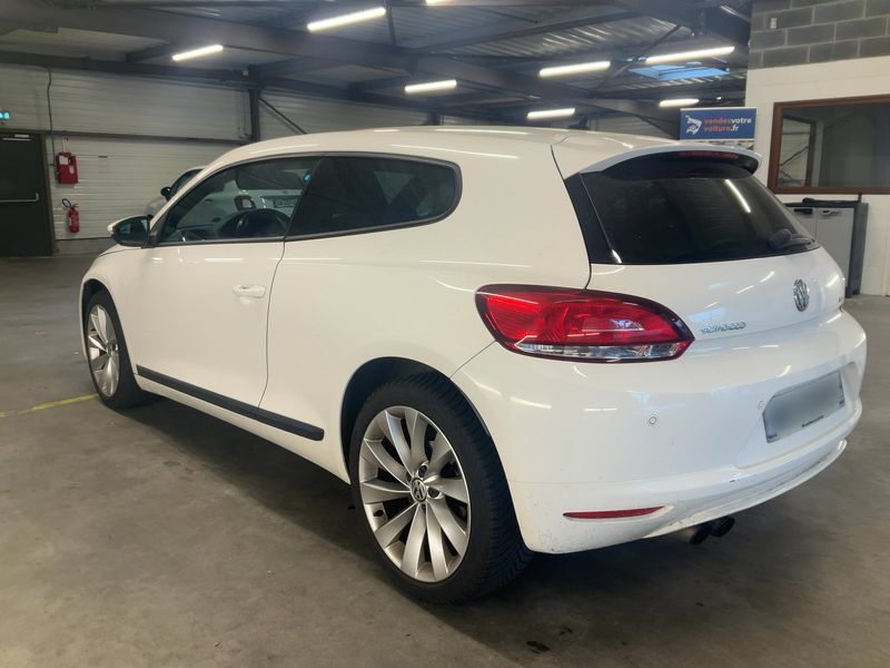 Volkswagen Scirocco 2.0 TDI — zdjęcie 3