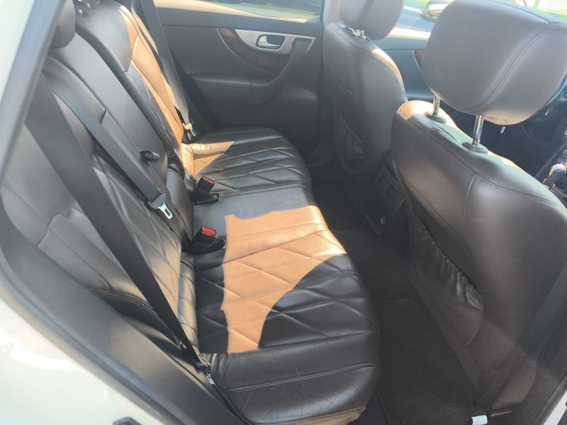 Infiniti FX 3.0 V6 Diesel FX30d GT — zdjęcie 14