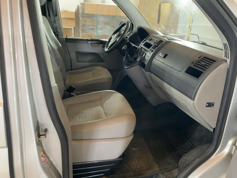 Volkswagen T5 Transporter 2.0 TDI Kasten lang 4Motion — zdjęcie 11