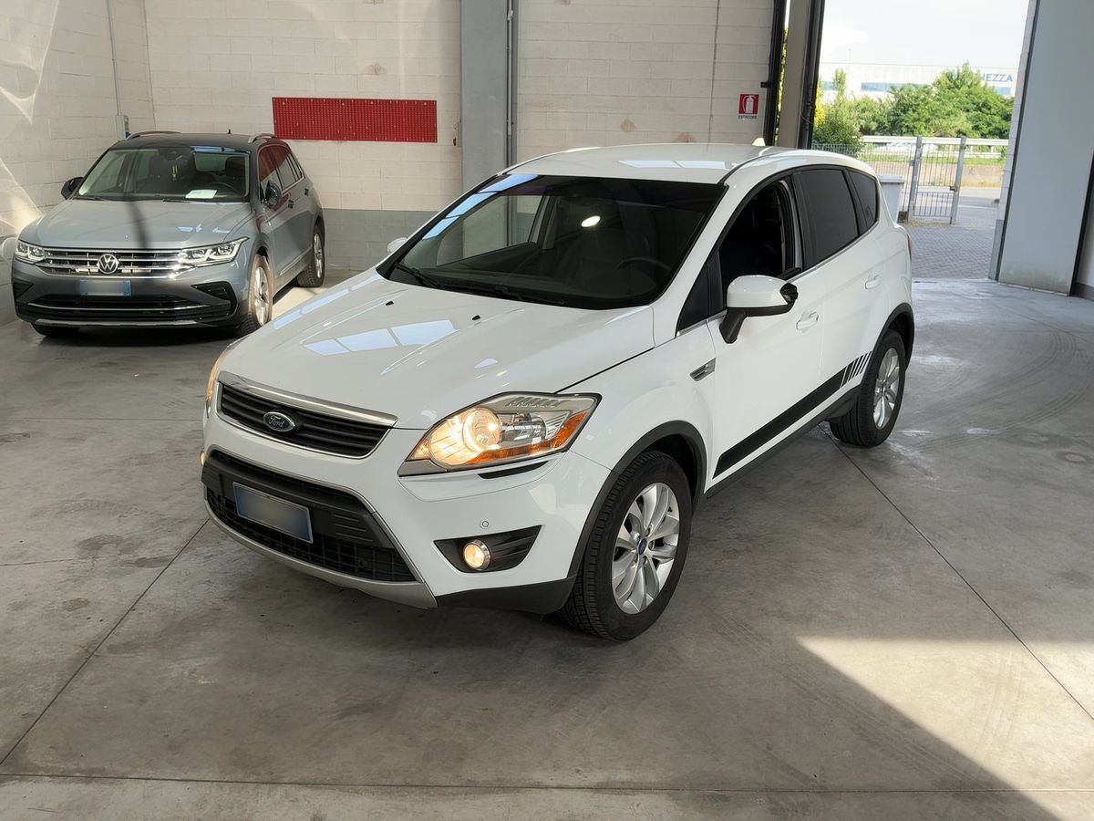 Ford Kuga 2011 — photo 1