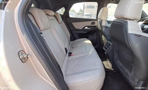 DS Automobiles DS7 Crossback 1.6 E-Tense Hybrid 4x4 Rivoli — zdjęcie 12