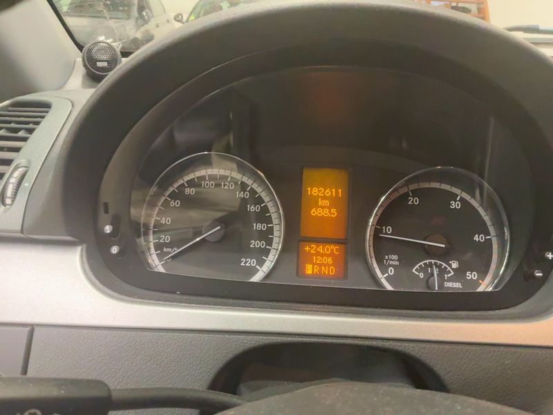 Mercedes-Benz Vito 116 CDI lang Effect — zdjęcie 13