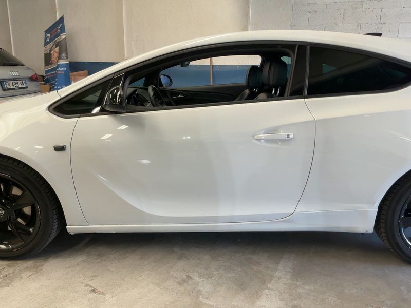 Opel Astra GTC 1.6 CDTI DPF Basis — zdjęcie 4