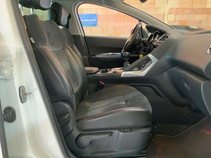 Peugeot 3008 1.6 Blue-HDi Crossway — zdjęcie 11