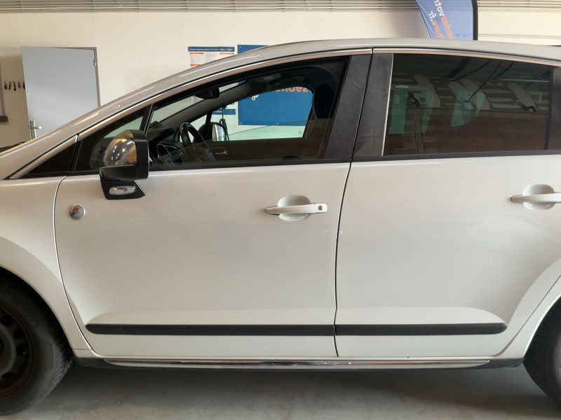 Peugeot 3008 1.6 Blue-HDi Crossway — zdjęcie 4