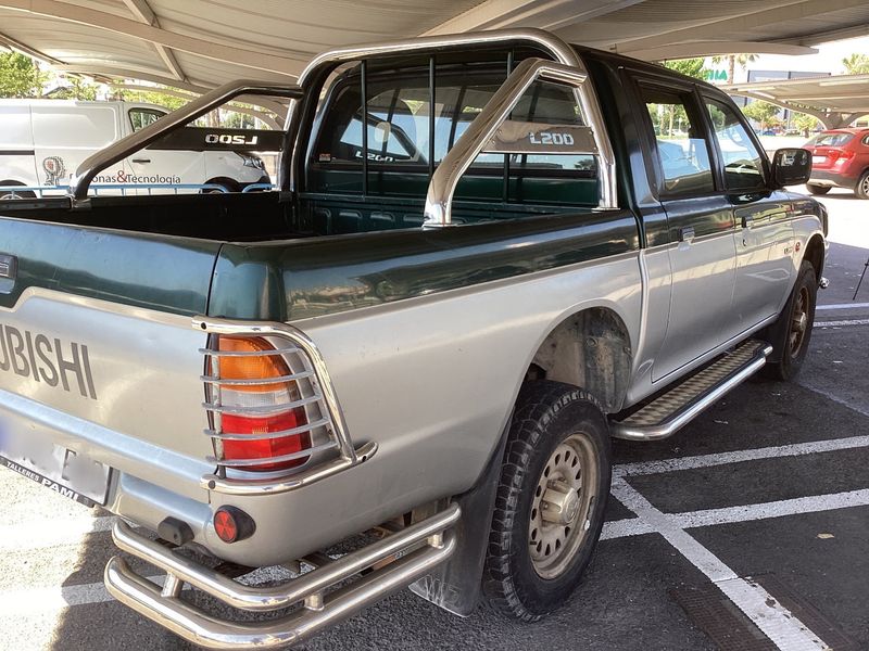 Mitsubishi L 200 2.5 Turbodiesel TD GLX 2500 — zdjęcie 6