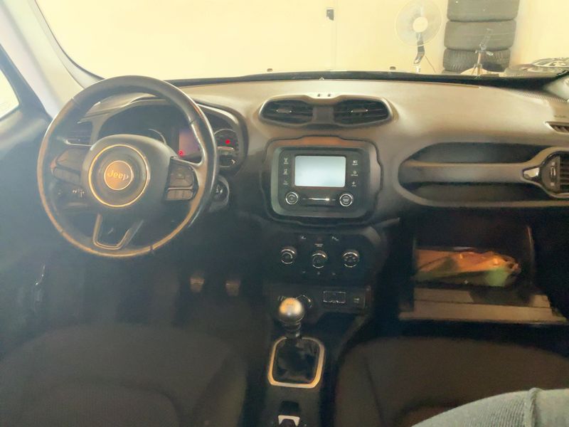 Jeep Renegade 2.0 M-Jet Night Eagle 4WD — zdjęcie 12