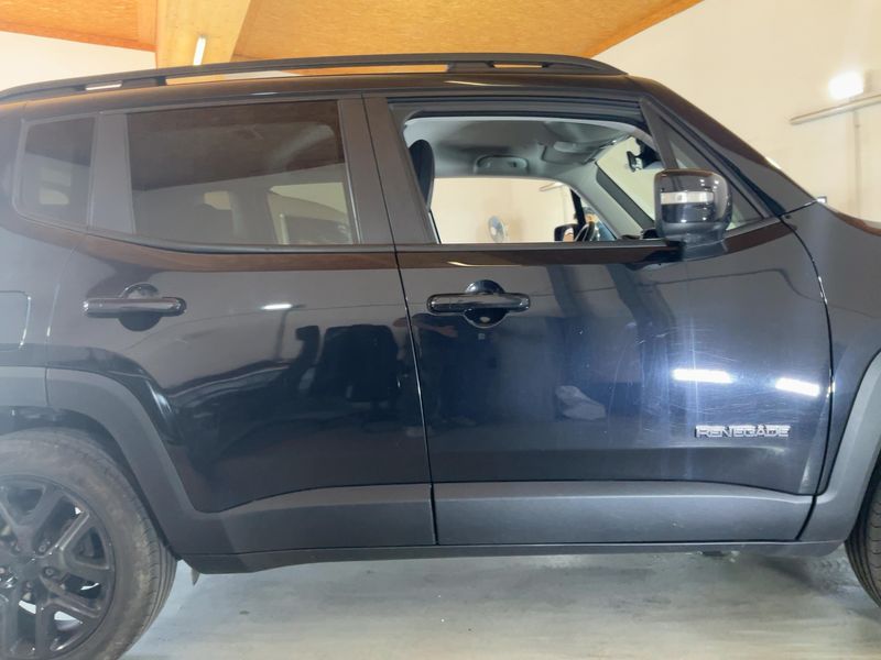 Jeep Renegade 2.0 M-Jet Night Eagle 4WD — zdjęcie 7