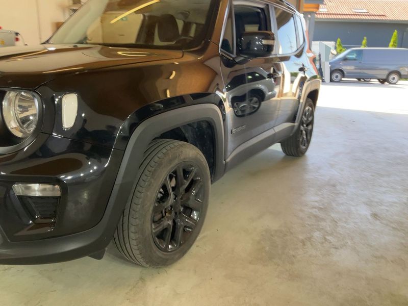 Jeep Renegade 2.0 M-Jet Night Eagle 4WD — zdjęcie 2