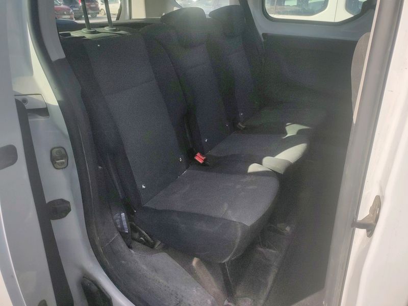 Peugeot Rifter 1.5 Blue-HDi Active Pack L1 — zdjęcie 13