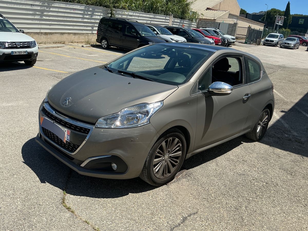 Peugeot 208 2015