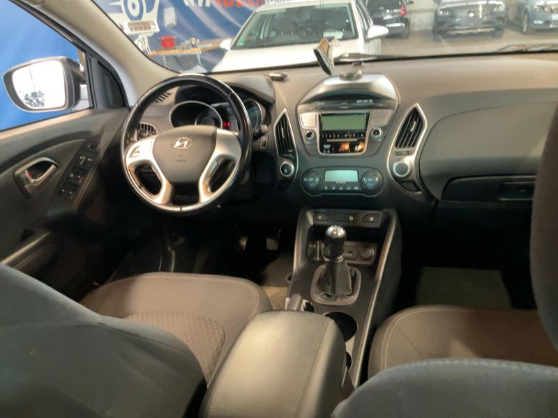 Hyundai ix35 2.0 Comfort AWD 2013 – снимка 18