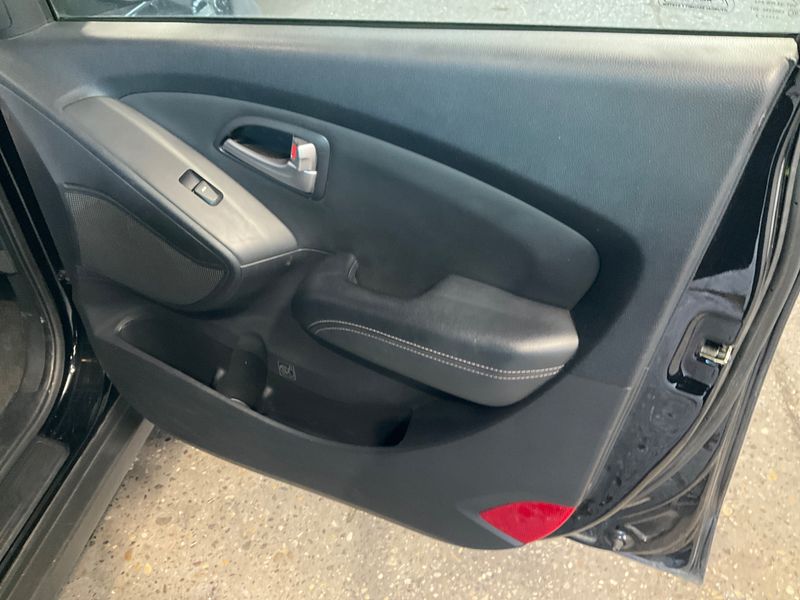 Hyundai ix35 2.0 Comfort AWD 2013 – снимка 30