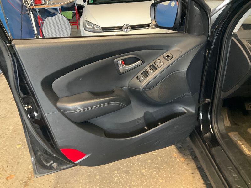Hyundai ix35 2.0 Comfort AWD 2013 – снимка 25