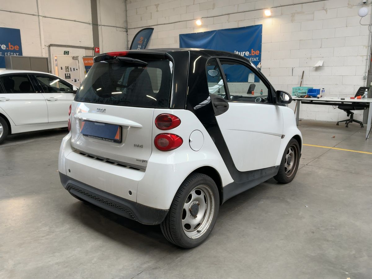 Smart fortwo 2013 — photo 9