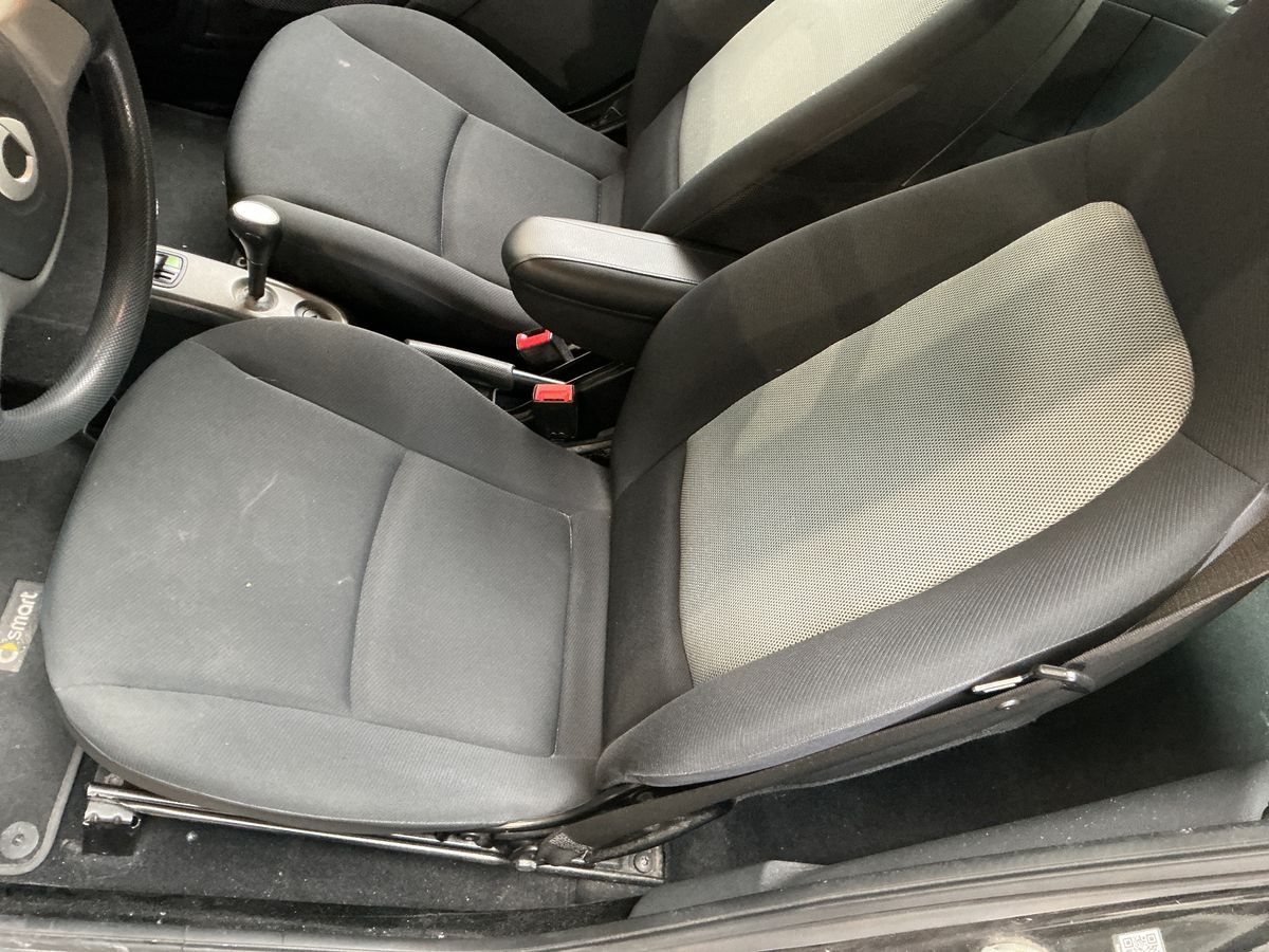 Smart fortwo 2013 — photo 31