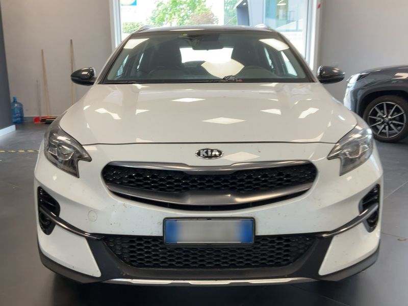 Kia XCeed 1.6 CRDi Style — zdjęcie 9