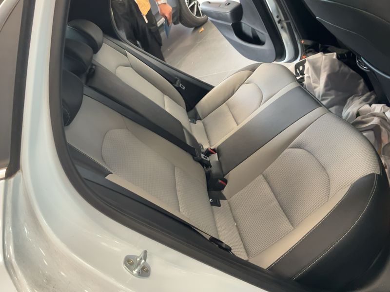 Kia XCeed 1.6 CRDi Style — zdjęcie 14