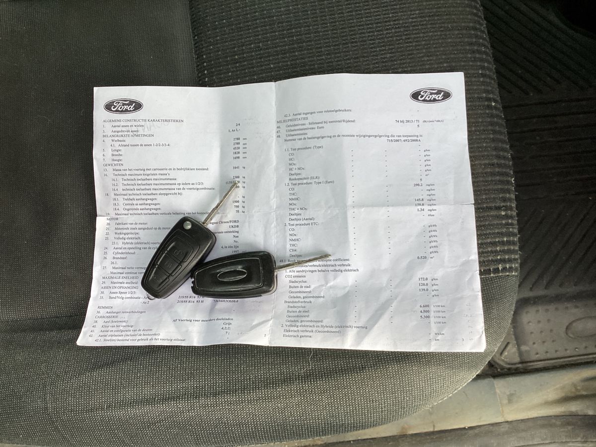Ford Grand d'occasion