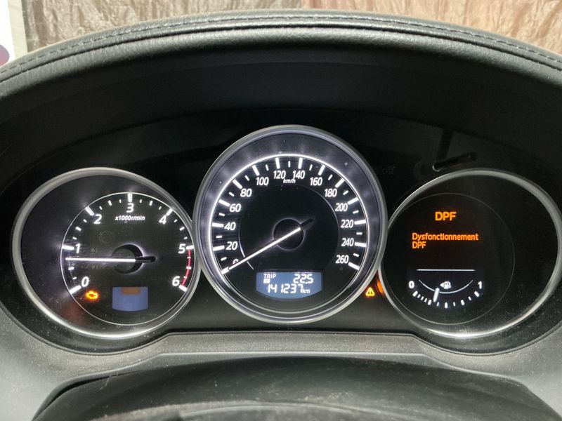 Mazda 6 2.2 Turbodiesel Exceed — zdjęcie 13