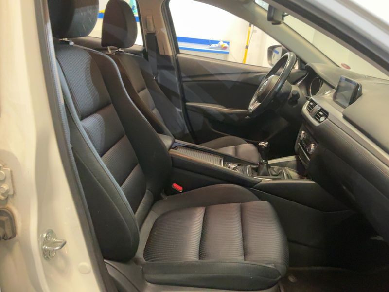 Mazda 6 2.2 Turbodiesel Exceed — zdjęcie 11
