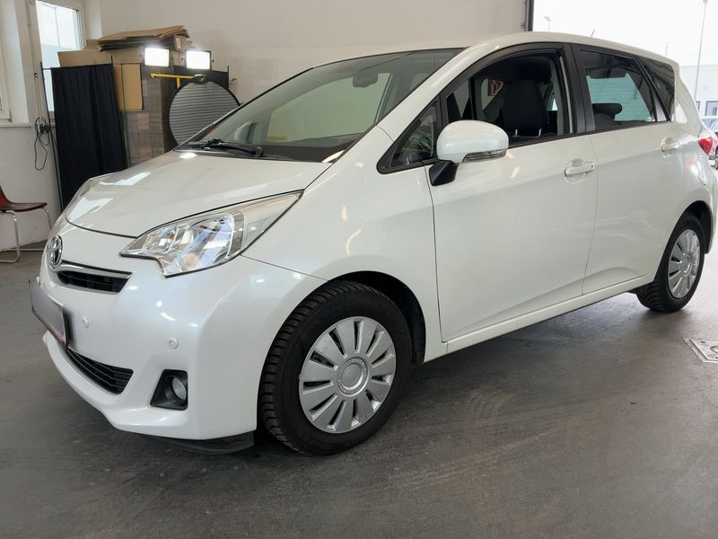 2013 Toyota Verso-S