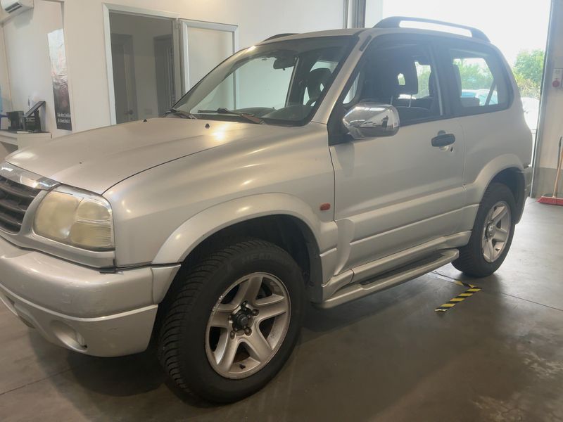 Suzuki Grand Vitara 1.6 Lim. — zdjęcie 2