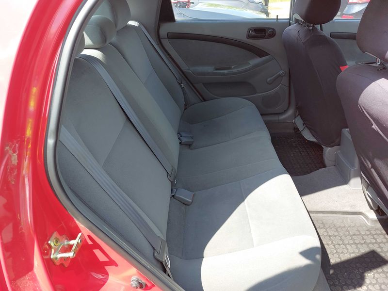 Daewoo Lacetti 1.4 SE — zdjęcie 13