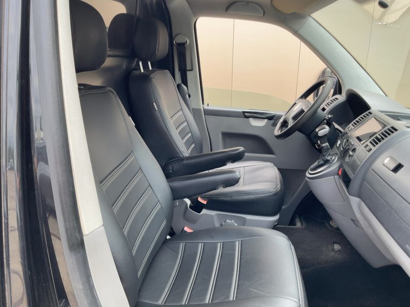 Volkswagen T5 Transporter 2.5 TDI Kasten — zdjęcie 11
