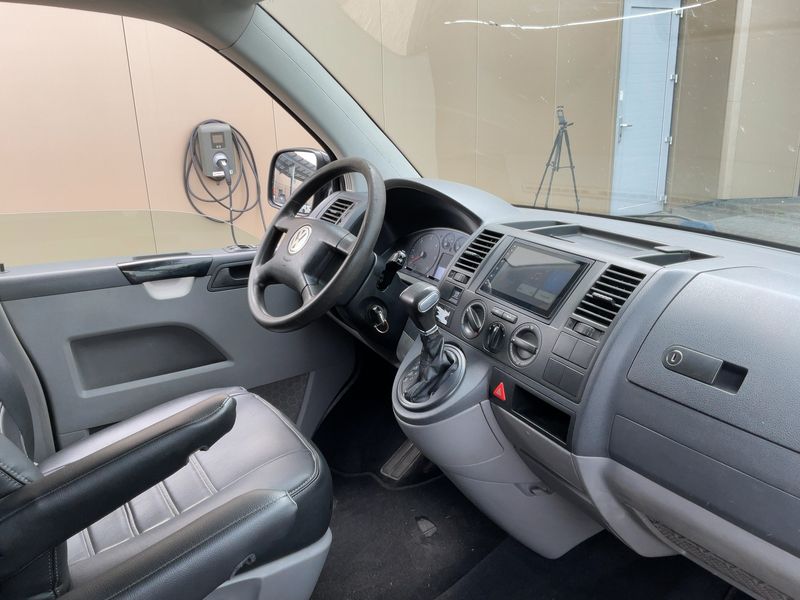 Volkswagen T5 Transporter 2.5 TDI Kasten — zdjęcie 12