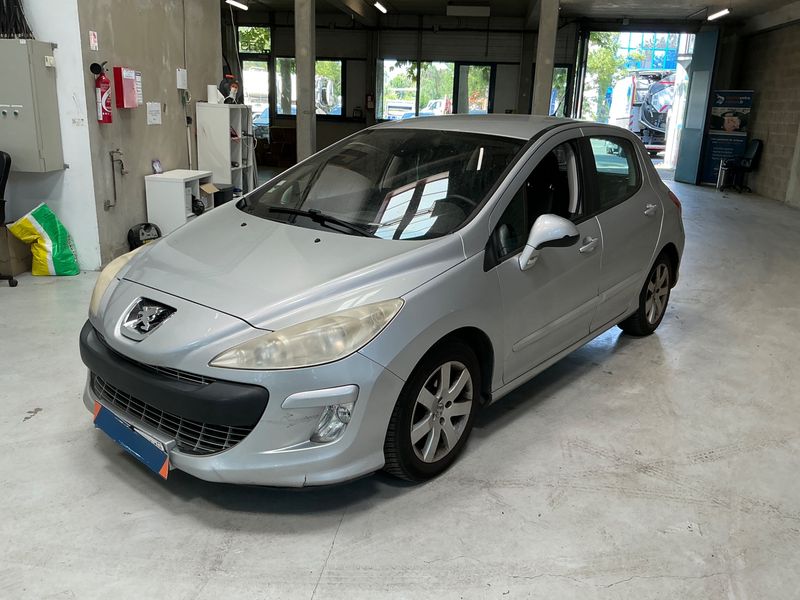 Peugeot 308 1.6 HDi Premium 2008 – снимка 1