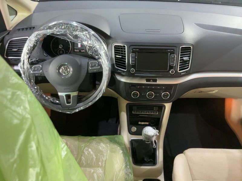 Volkswagen Sharan 2.0 TDI Sky BlueMotion Tech — zdjęcie 12