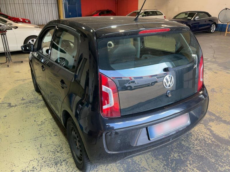 Volkswagen up! 1.0 Move up! 2014 – снимка 6