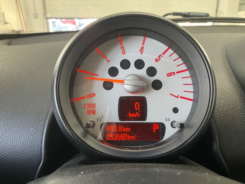 MINI Countryman Cooper D — zdjęcie 13