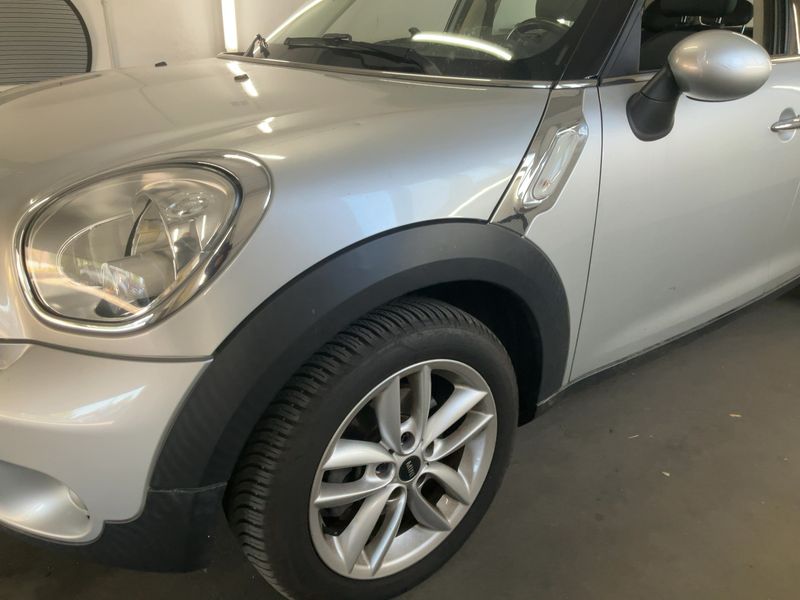 MINI Countryman Cooper D — zdjęcie 2