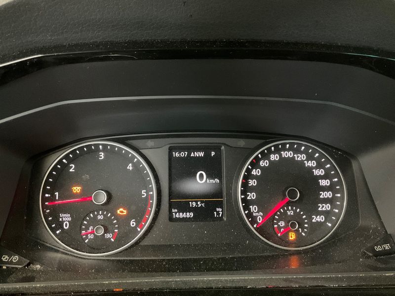 Volkswagen T6 Multivan 2.0 TDI Generation Six — zdjęcie 13