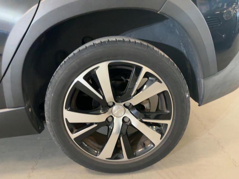 Peugeot 2008 1.2 PureTech Allure 2018 – снимка 5