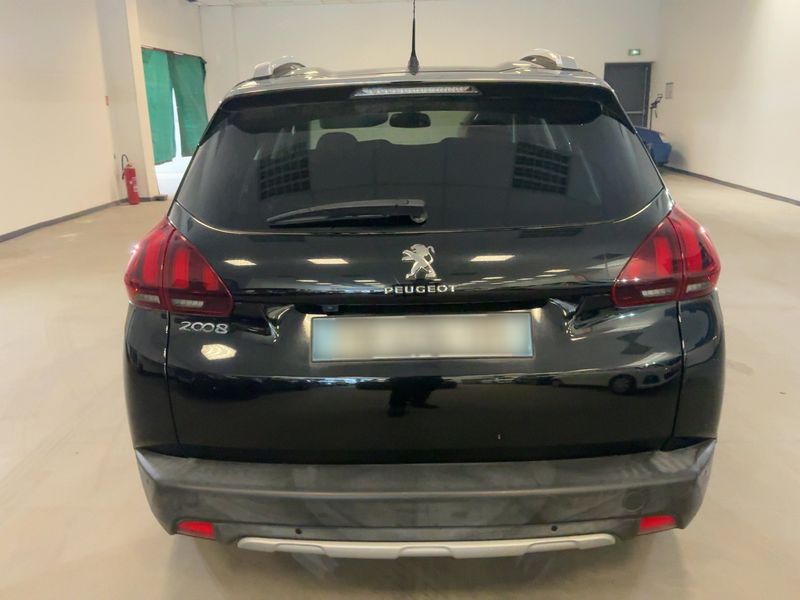 Peugeot 2008 1.2 PureTech Allure — zdjęcie 5