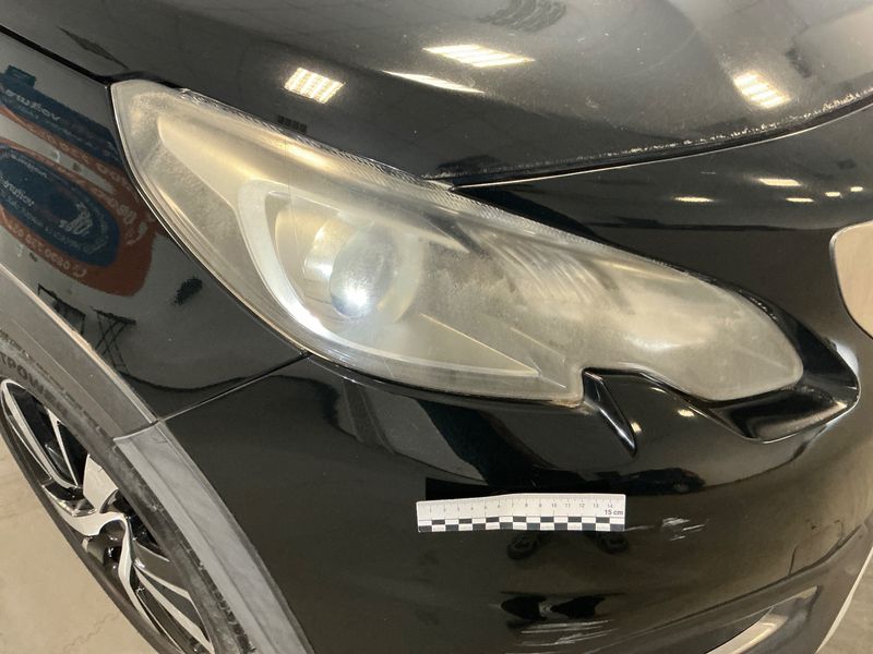 Peugeot 2008 1.2 PureTech Allure 2018 – снимка 27