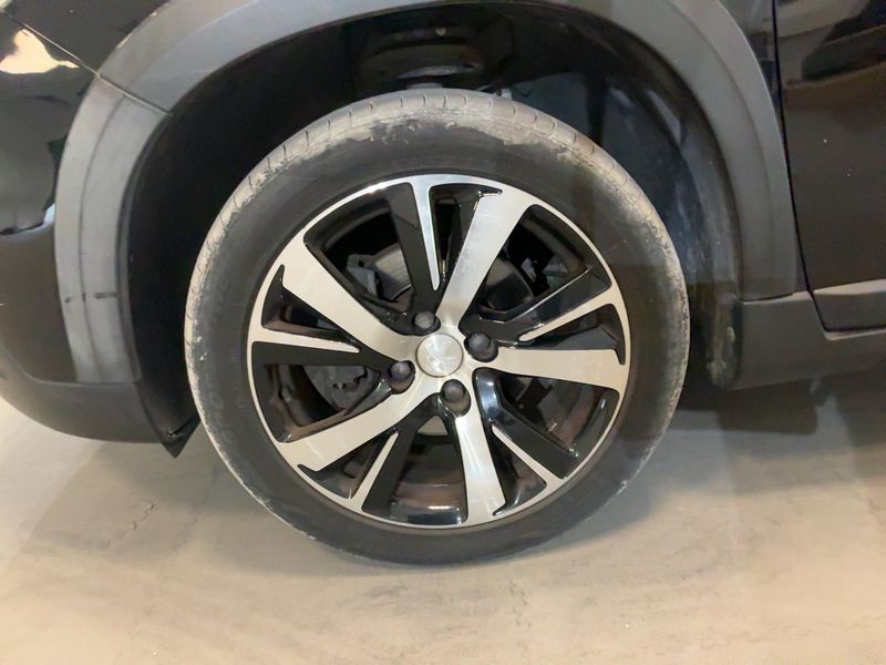 Peugeot 2008 1.2 PureTech Allure 2018 – снимка 3