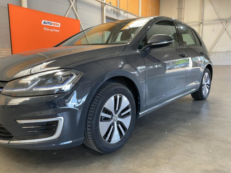 Volkswagen e-Golf VII electric drive 100 kW — zdjęcie 2