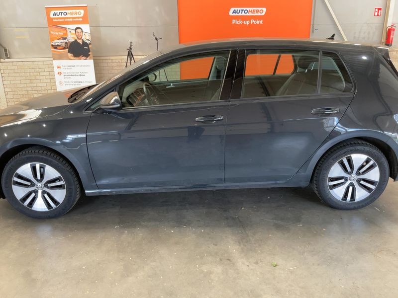 Volkswagen e-Golf VII electric drive 100 kW — zdjęcie 4