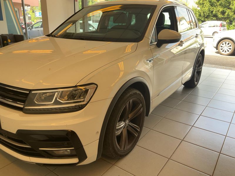 Volkswagen Tiguan 2.0 TDI Sport BlueMotion Tech 2020 – снимка 2