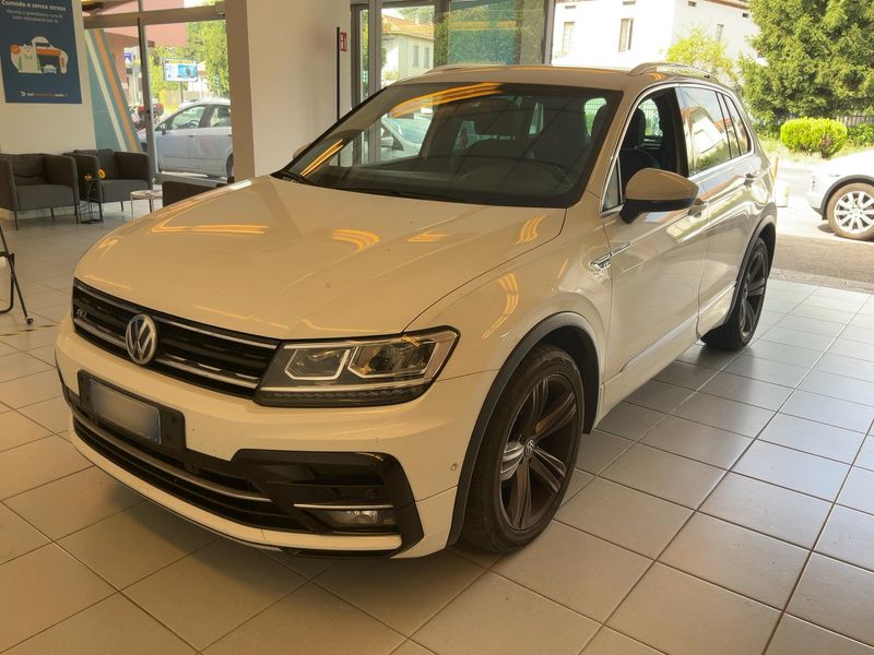 Volkswagen Tiguan 2.0 TDI Sport BlueMotion Tech 2020 – снимка 1