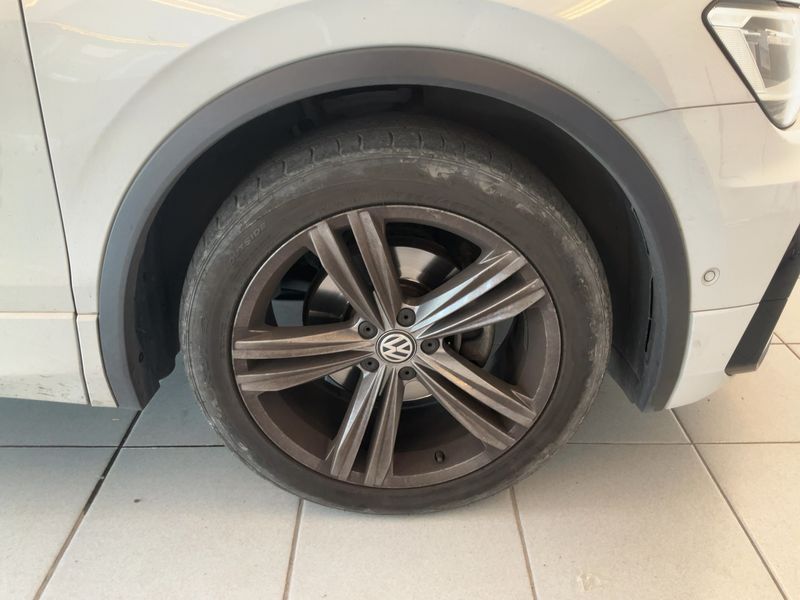 Volkswagen Tiguan 2.0 TDI Sport BlueMotion Tech 2020 – снимка 11