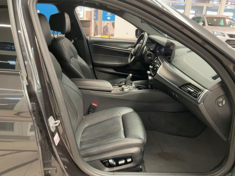 BMW 5er 530d Mild-Hybrid xDrive M Sport — zdjęcie 11